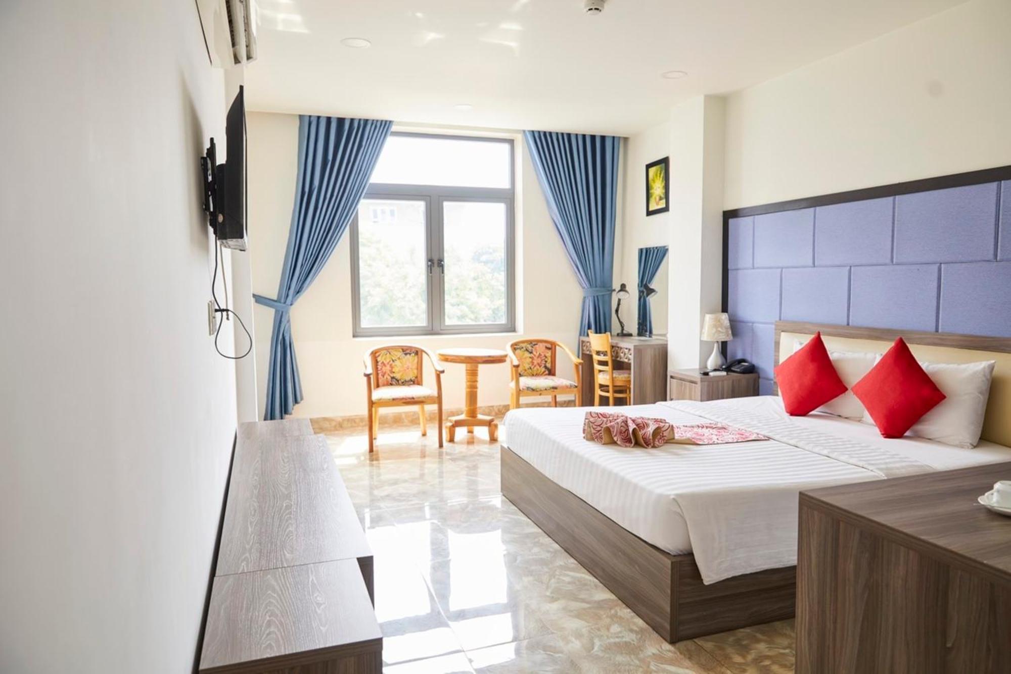 Khang Thinh Hotel Long Thanh Екстериор снимка