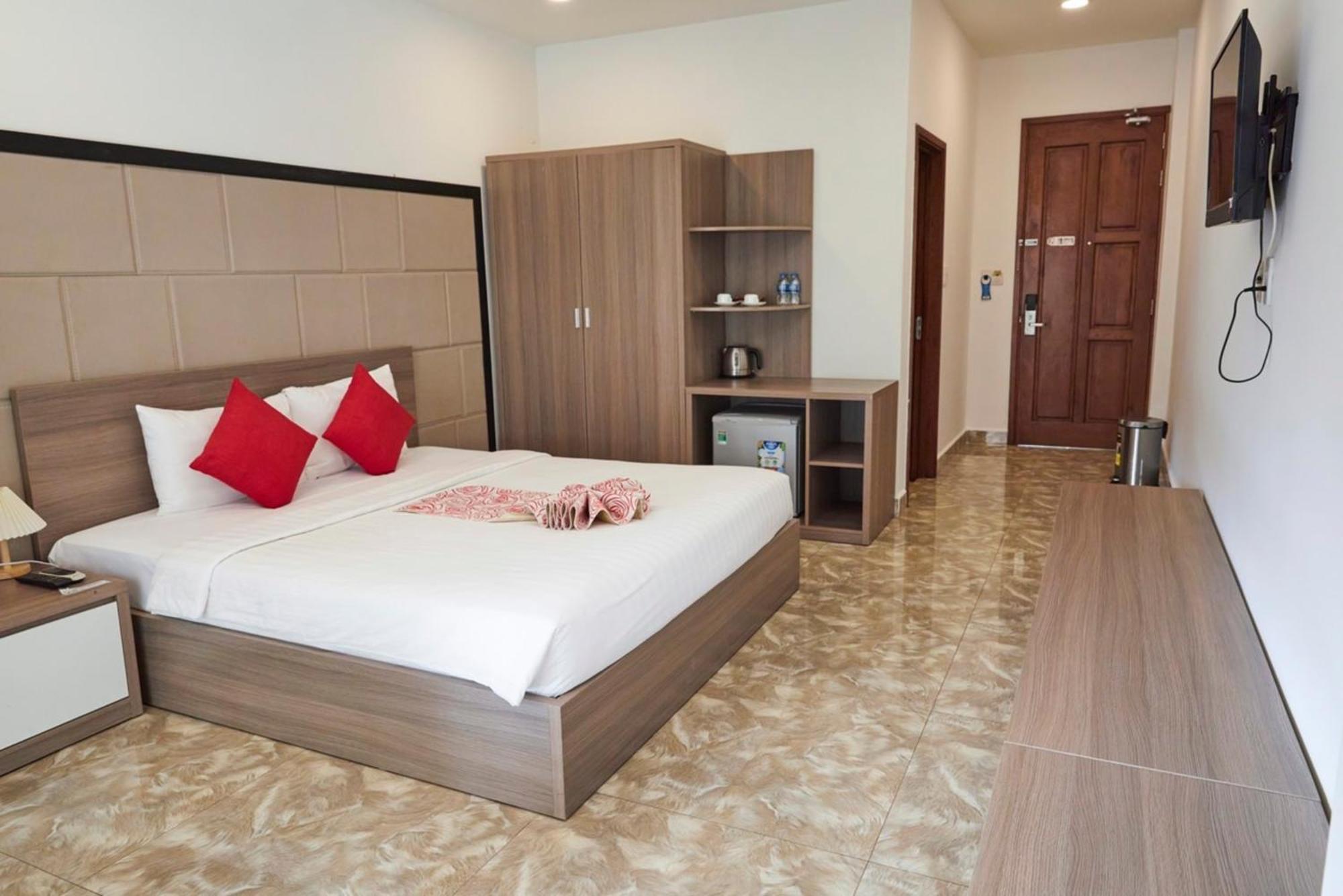 Khang Thinh Hotel Long Thanh Екстериор снимка